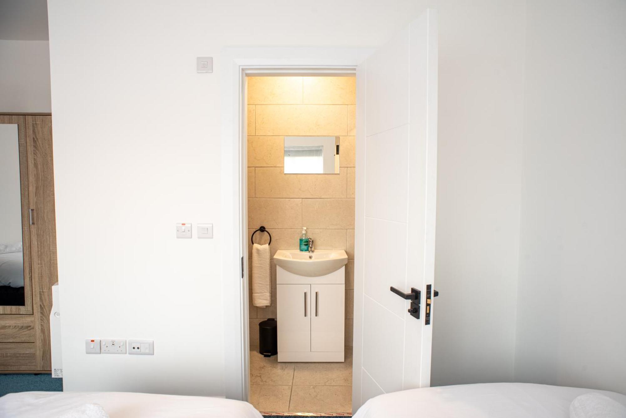 Westwood Court Hotel Galway Bagian luar foto