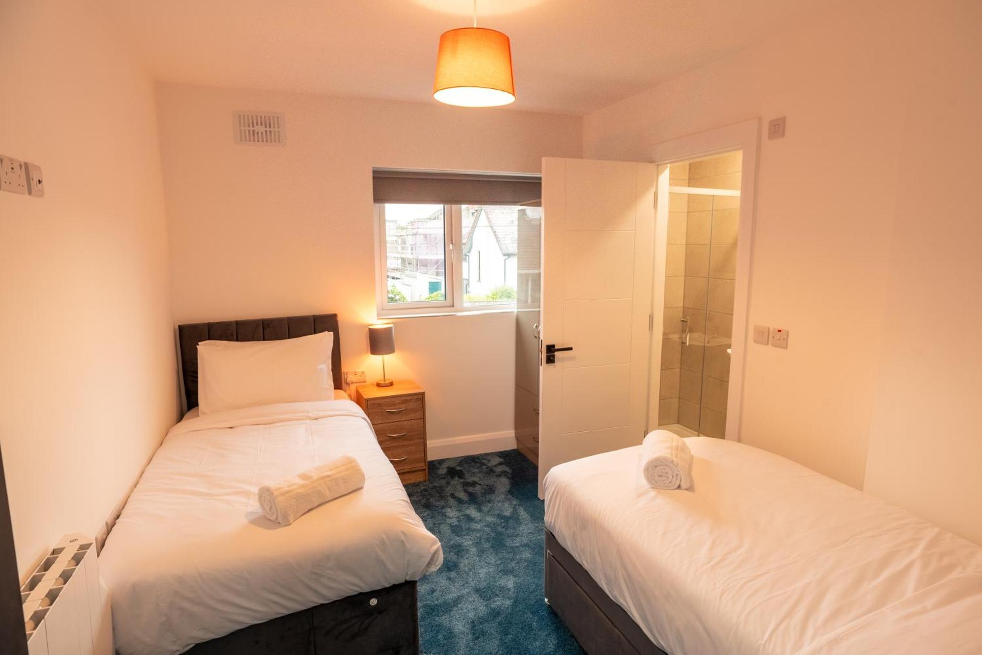 Westwood Court Hotel Galway Bagian luar foto
